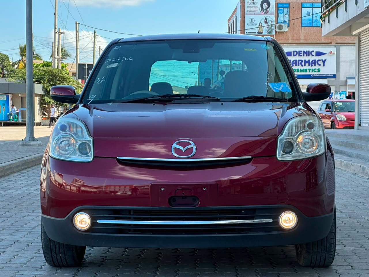 MAZDA VERISA